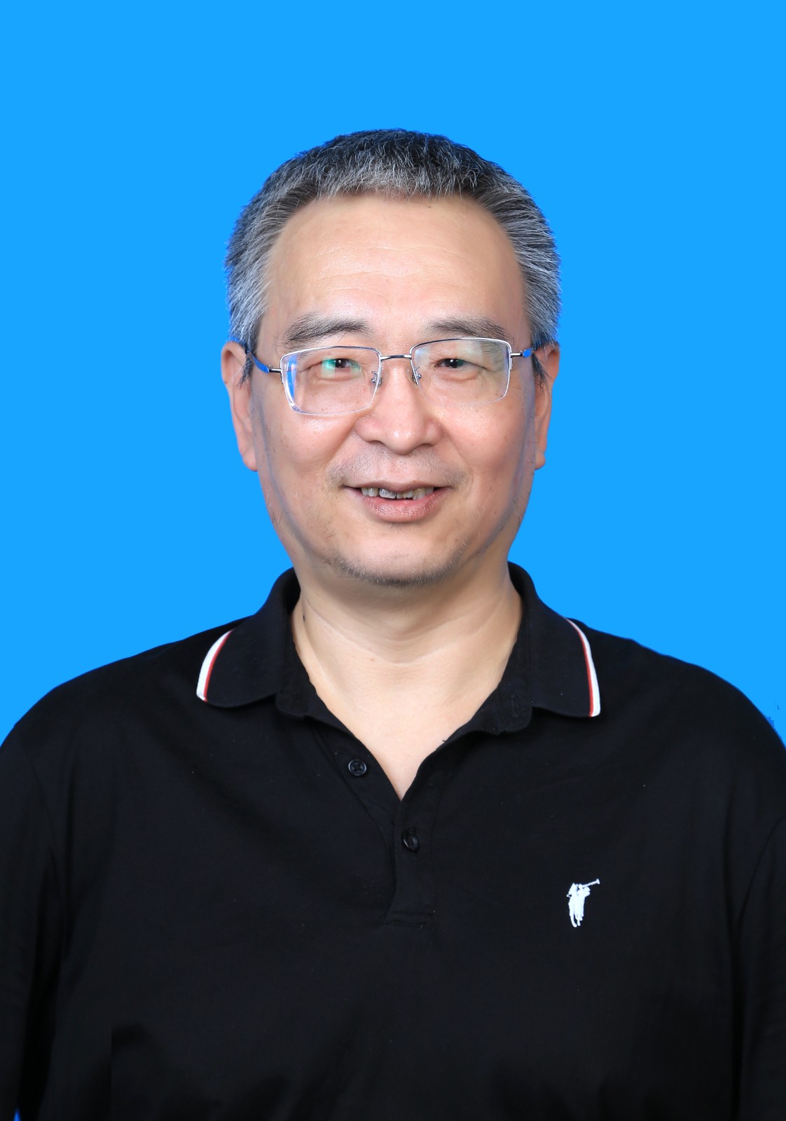 李嵬.jpg v体育体育频道